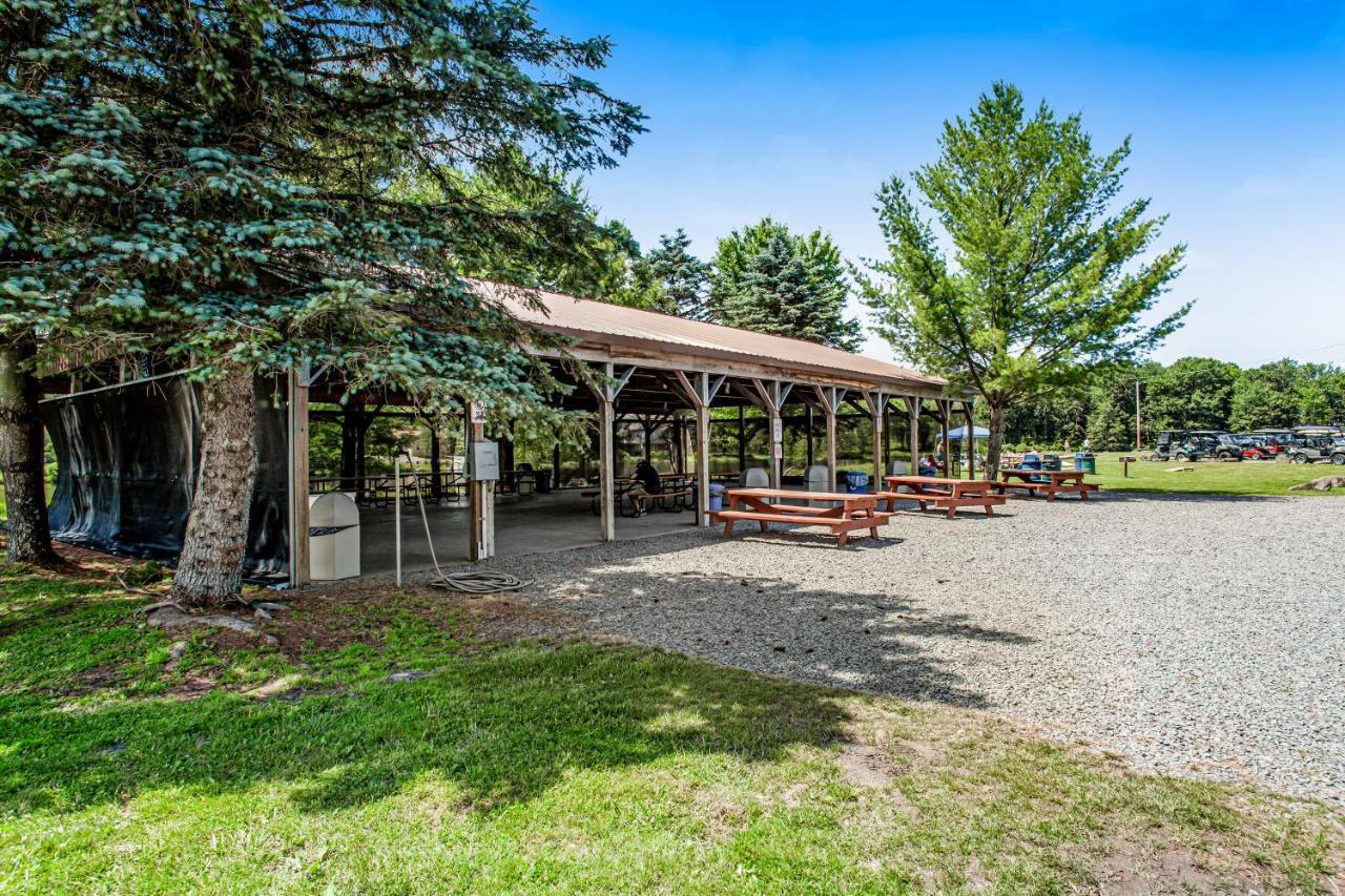 Friendship Lodge Pocono Lake Ngoại thất bức ảnh